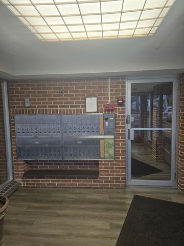 1139 Leavitt Avenue 212, Flossmoor, IL 60422