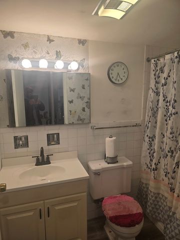 1139 Leavitt Avenue 212, Flossmoor, IL 60422