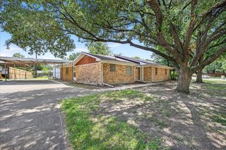 1207 Royal Drive, Kaufman, TX 75142
