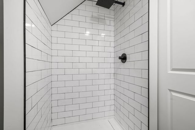 29 Thorwald Avenue, Hampton, NH 03842