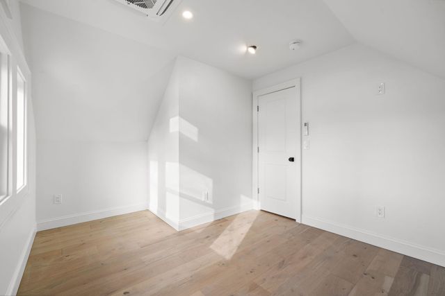 29 Thorwald Avenue, Hampton, NH 03842