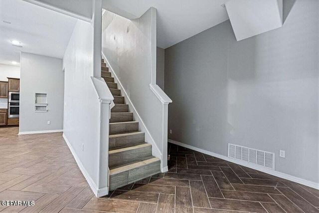 2600 SAMMY CERVANTES Street, El Paso, TX 79938