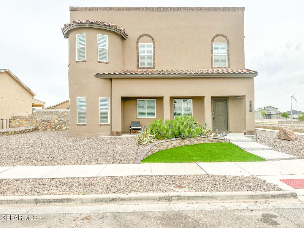 2600 SAMMY CERVANTES Street, El Paso, TX 79938