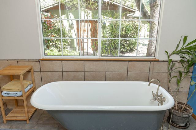 2601 Sand Creek Road, Grants Pass, OR 97527