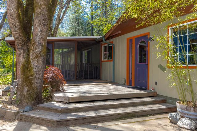 2601 Sand Creek Road, Grants Pass, OR 97527