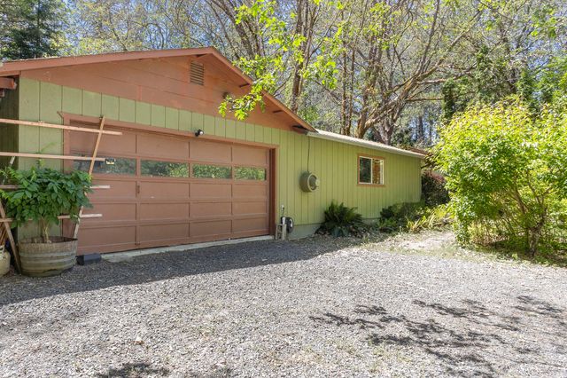 2601 Sand Creek Road, Grants Pass, OR 97527