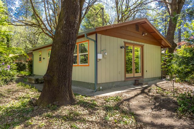 2601 Sand Creek Road, Grants Pass, OR 97527