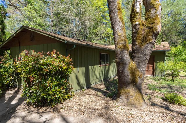 2601 Sand Creek Road, Grants Pass, OR 97527
