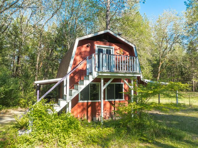 2601 Sand Creek Road, Grants Pass, OR 97527