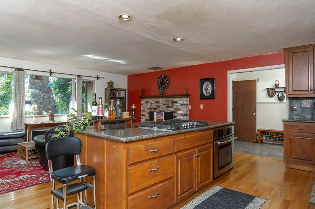 2601 Sand Creek Road, Grants Pass, OR 97527