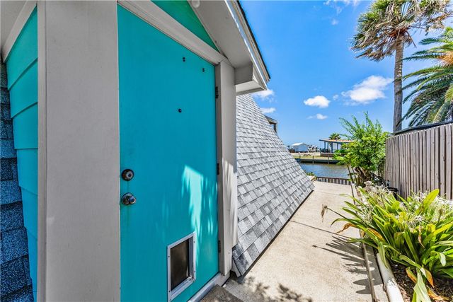 3229 Nassau Dr, Corpus Christi, TX 78418