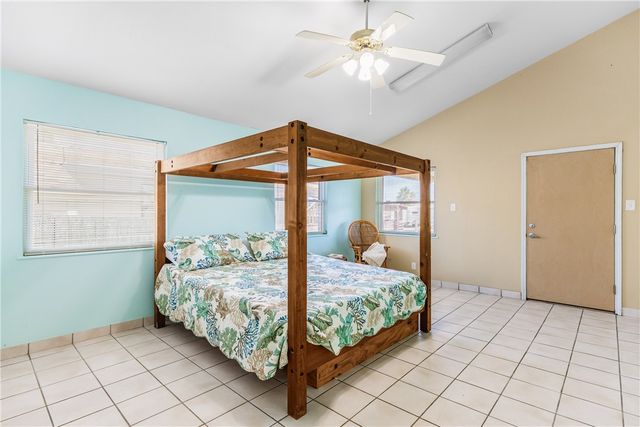 3229 Nassau Dr, Corpus Christi, TX 78418