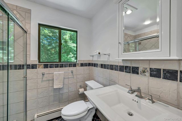 24 Anne Chambers Lane, Katonah, NY 10536