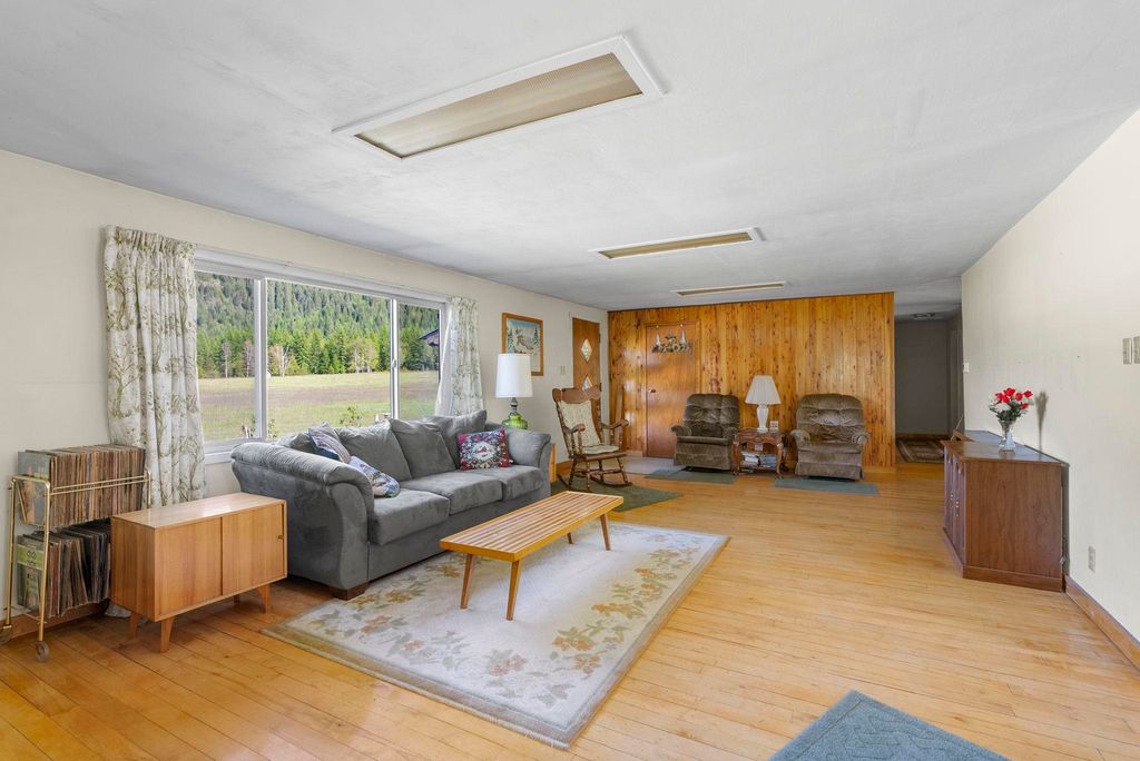 4345 Wilcox Rd, Northport, WA 99157 photo 24