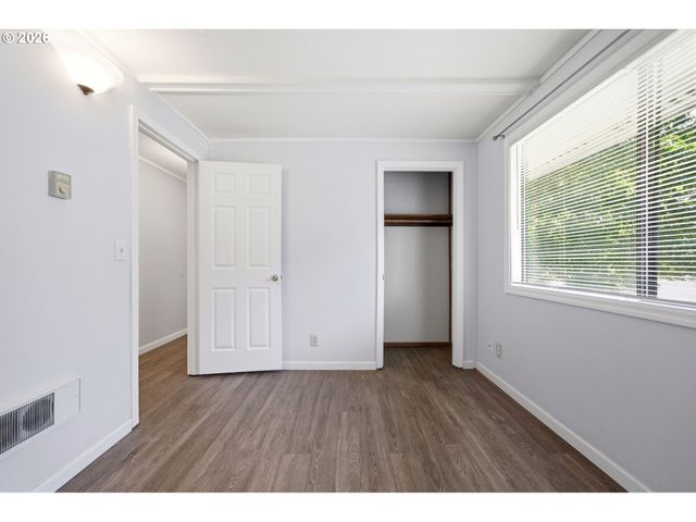 11312 Ne CONIFER Dr, Vancouver, WA 98662