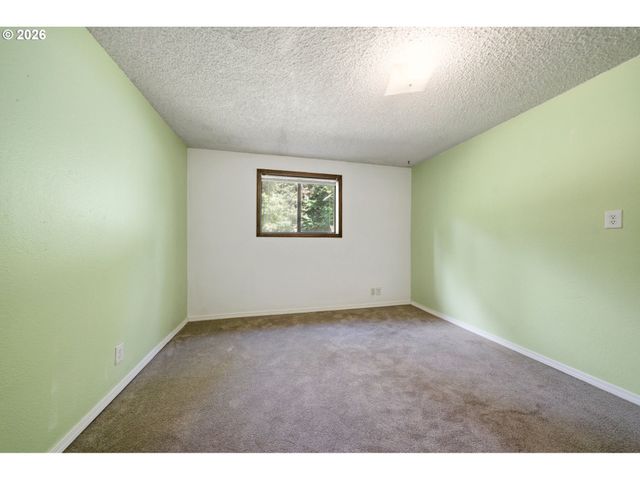 11312 Ne CONIFER Dr, Vancouver, WA 98662