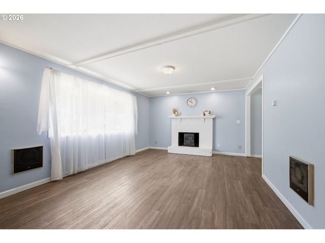 11312 Ne CONIFER Dr, Vancouver, WA 98662