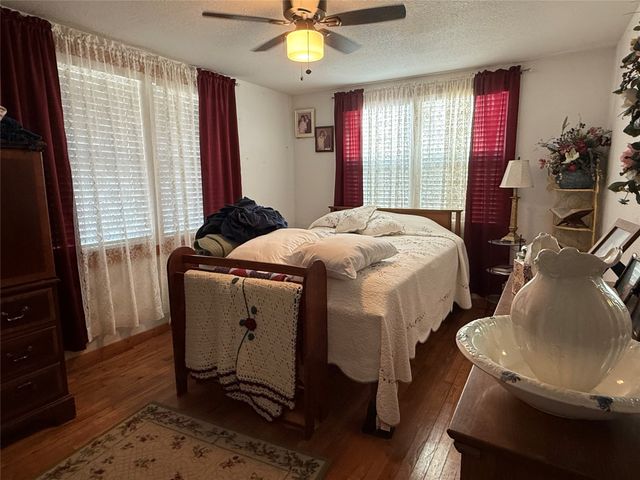 501 E Fitzgerald, Bangs, TX 76823