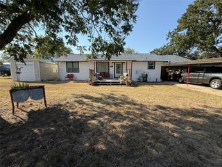 501 E Fitzgerald, Bangs, TX 76823