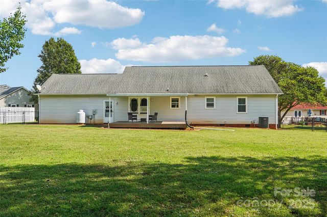 119 Watts Court, Statesville, NC 28625
