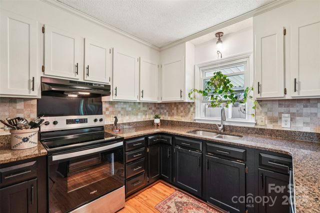 119 Watts Court, Statesville, NC 28625