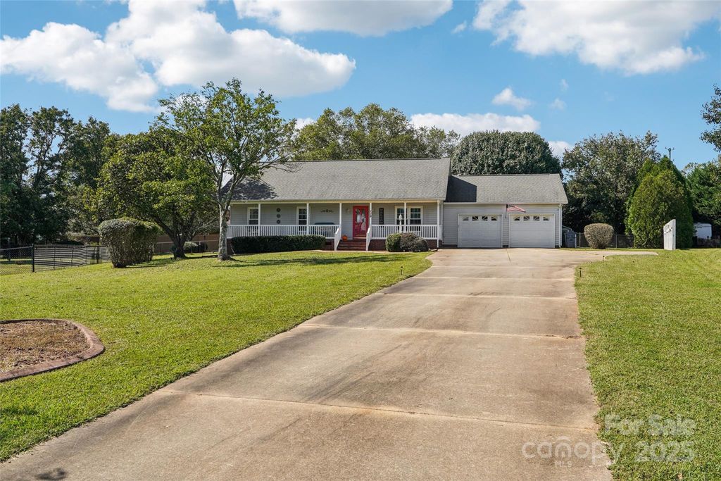 119 Watts Court, Statesville, NC 28625