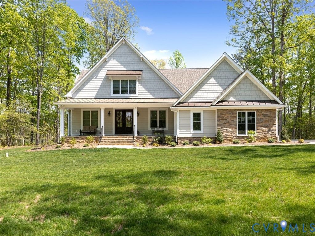 1610 Huntington Woods Trl, Powhatan, VA 23139