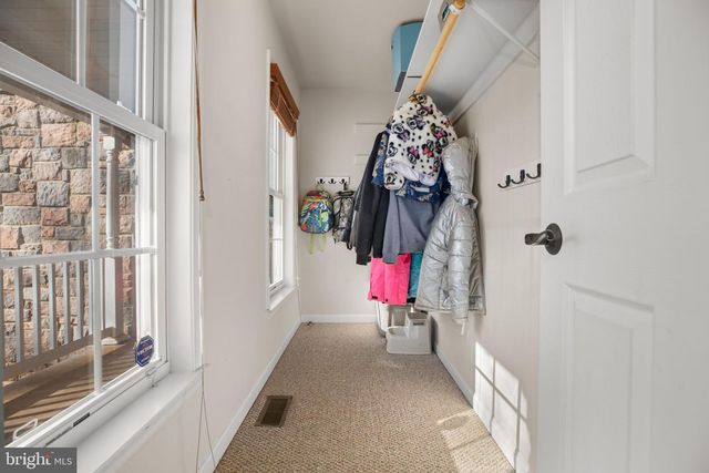 42 KINSLEY LN, Fredericksburg, VA 22406