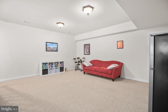 42 KINSLEY LN, Fredericksburg, VA 22406