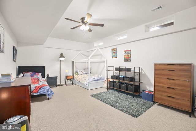 42 KINSLEY LN, Fredericksburg, VA 22406