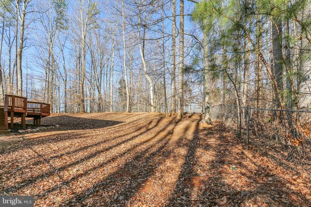 42 KINSLEY LN, Fredericksburg, VA 22406