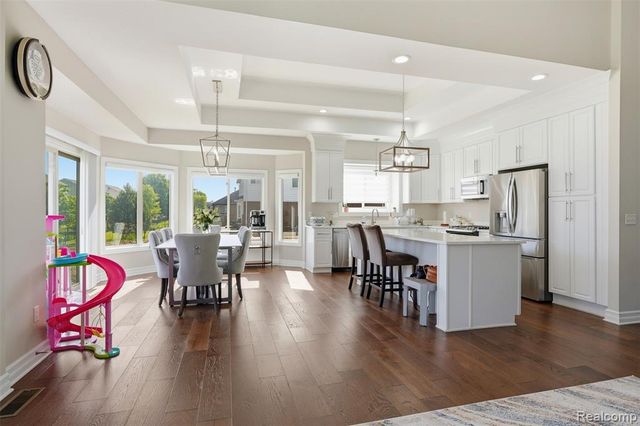 19077 Thompson Drive, Macomb, MI 48042
