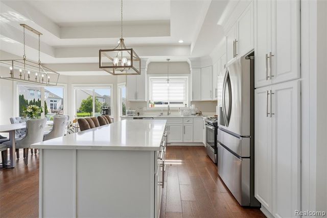 19077 Thompson Drive, Macomb, MI 48042