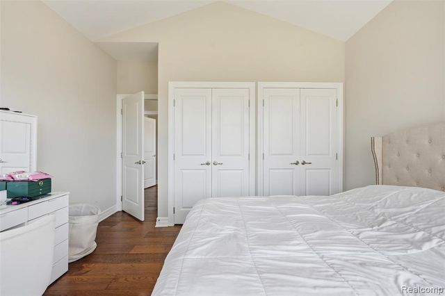 19077 Thompson Drive, Macomb, MI 48042
