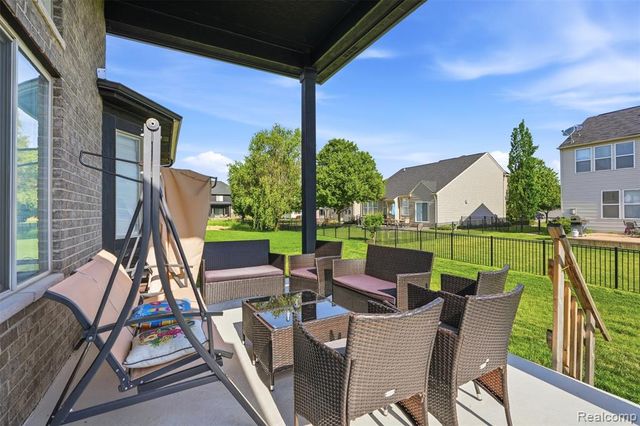 19077 Thompson Drive, Macomb, MI 48042