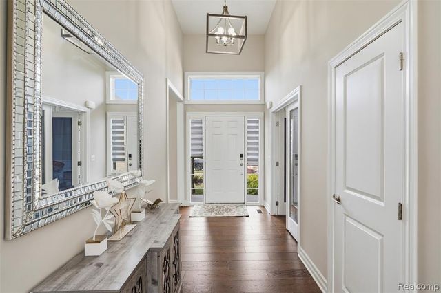 19077 Thompson Drive, Macomb, MI 48042