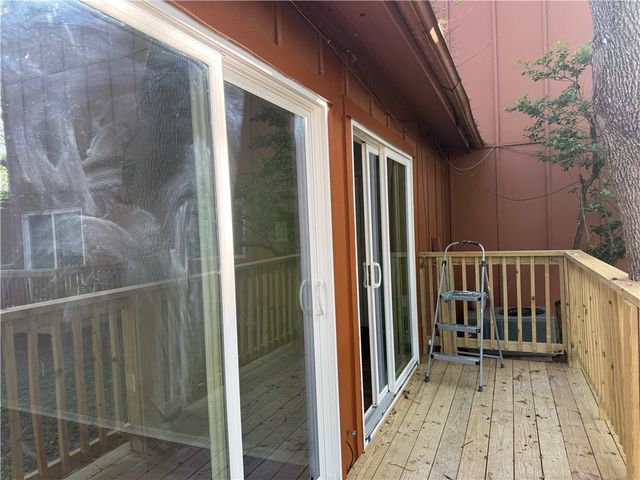 3923 Old Oaks Drive, Bryan, TX 77802