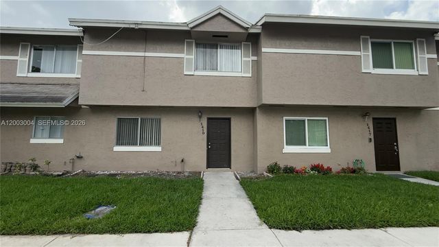 1419 Sussex Dr, North Lauderdale, FL 33068