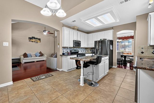 2506 Parkhaven Drive, Sugar Land, TX 77478