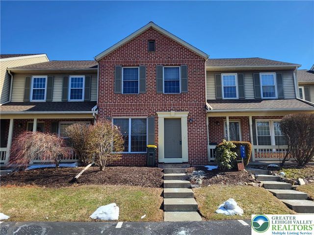 553 Ponds Edge Lane, Allentown City, PA 18104