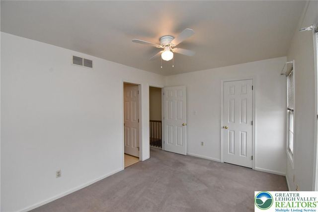 553 Ponds Edge Lane, Allentown City, PA 18104