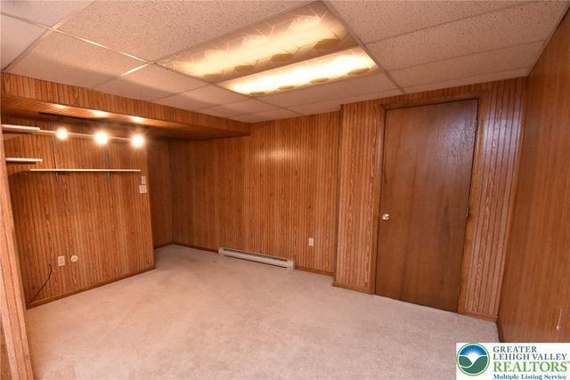 553 Ponds Edge Lane, Allentown City, PA 18104