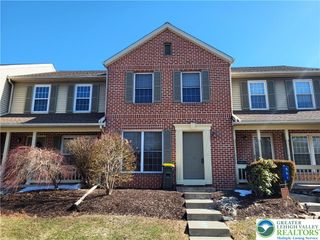553 Ponds Edge Lane, Allentown City, PA 18104