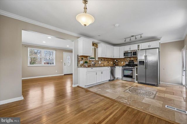 11310 ASHLEY DR, North Bethesda, MD 20852