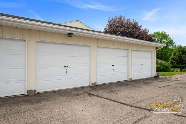 705 60th Street Se 349, City Of Kentwood, MI 49548