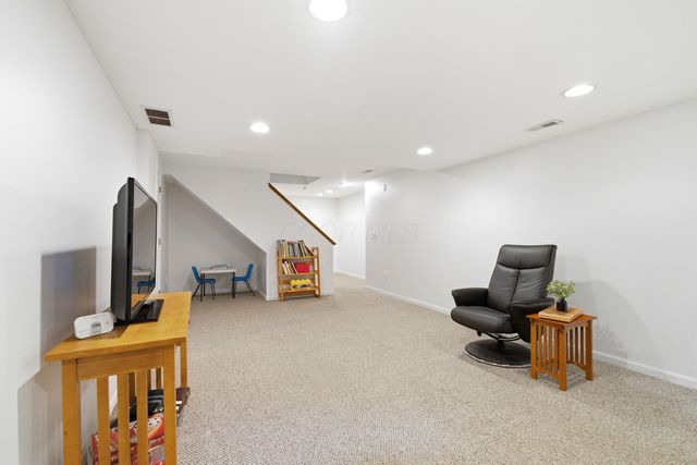 4231 Hertford Lane, Dublin, OH 43017