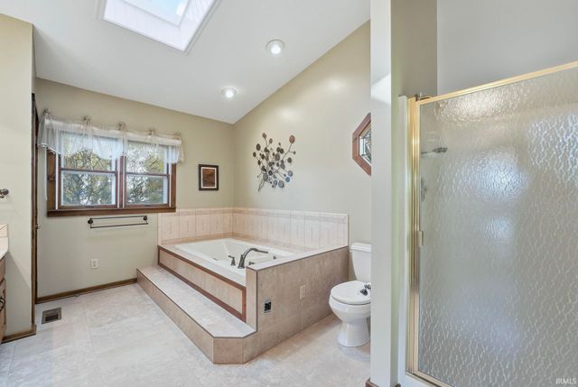 1455 Lane 280 Hamilton Lake, Hamilton, IN 46742