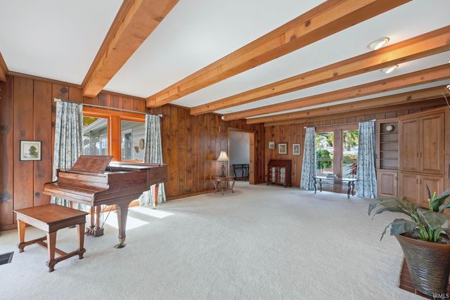 1455 Lane 280 Hamilton Lake, Hamilton, IN 46742