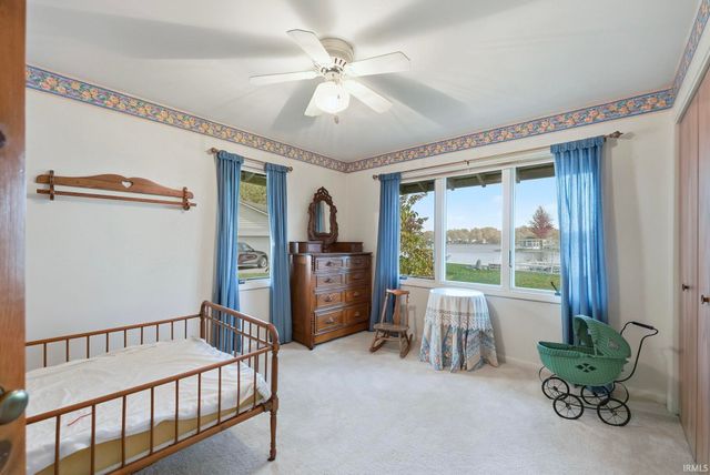 1455 Lane 280 Hamilton Lake, Hamilton, IN 46742