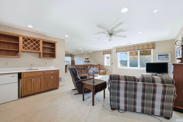 1455 Lane 280 Hamilton Lake, Hamilton, IN 46742